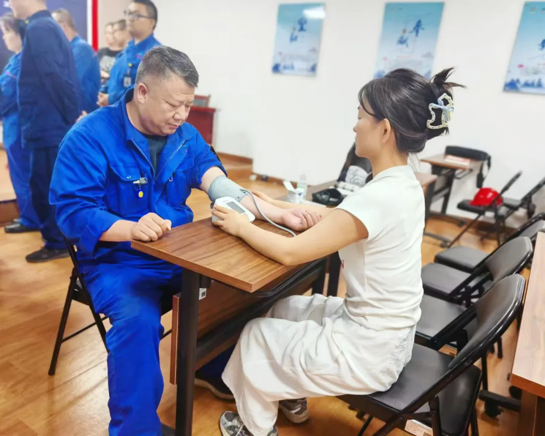 1755311666154150.png 4.webp.png