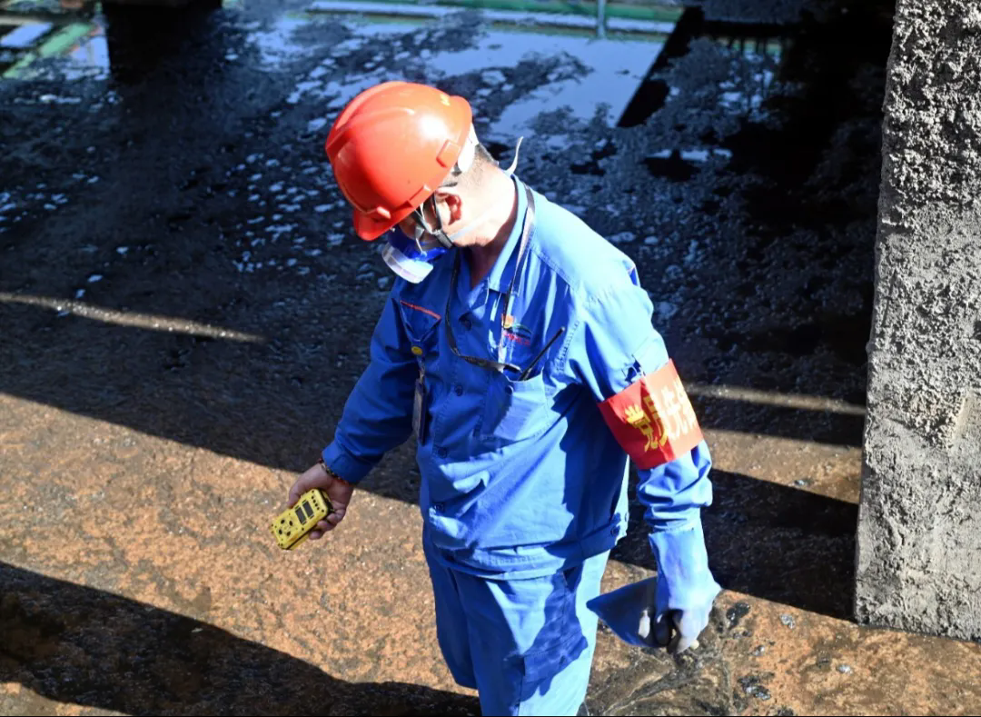 1755312843125538.png 6.webp.png